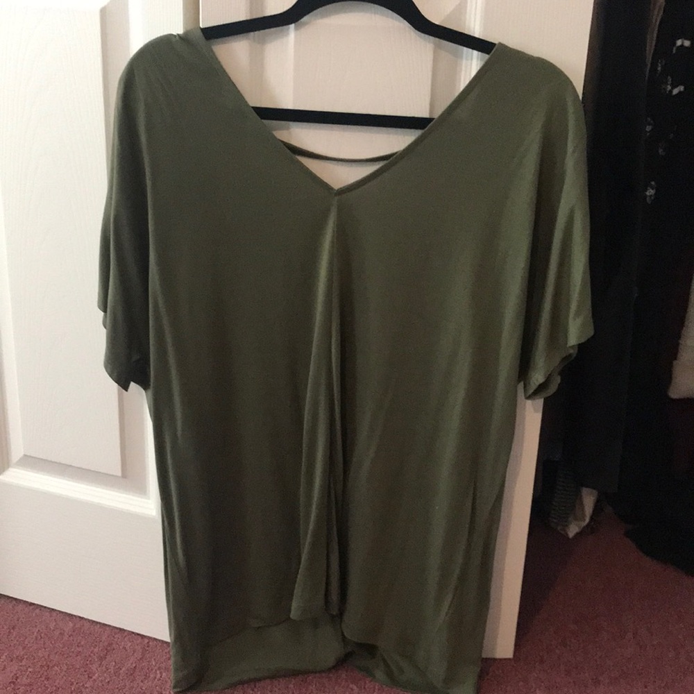 Olive green short sleeve top.